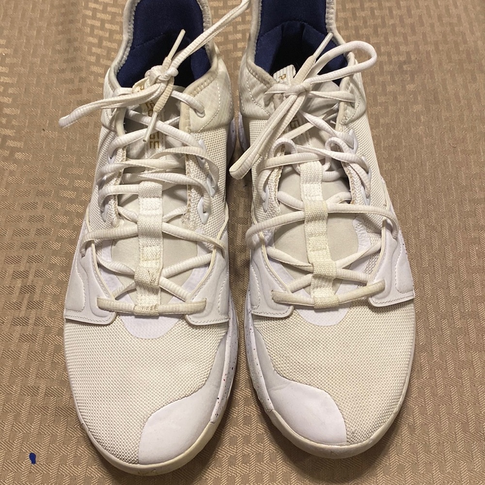 Selling Paul Georges, size 12, 8/10 condition, good for basketball